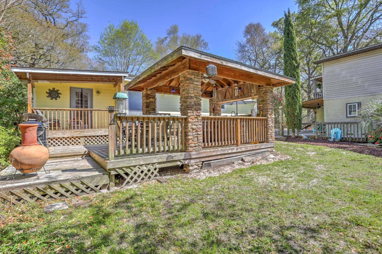 Ocean Isle Beach Studio With Patio - 1 Mi To Pier! Екстер'єр фото